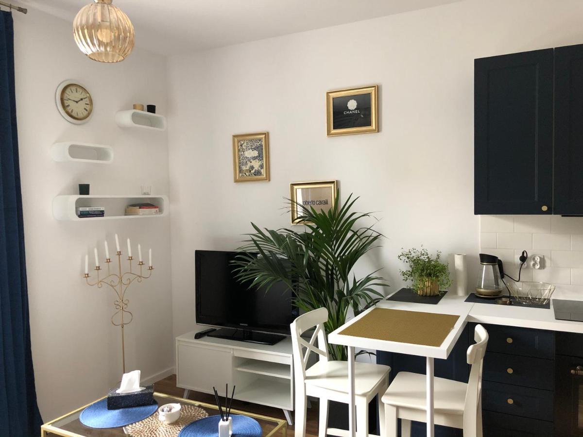 Blue Dior Apartment Варшава Экстерьер фото